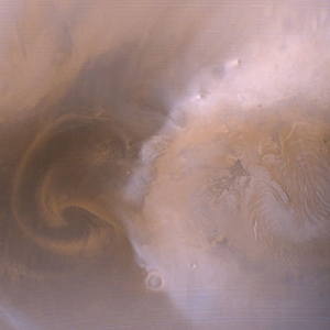 NASA фиксирует надвижение мощного марсианского шторма
